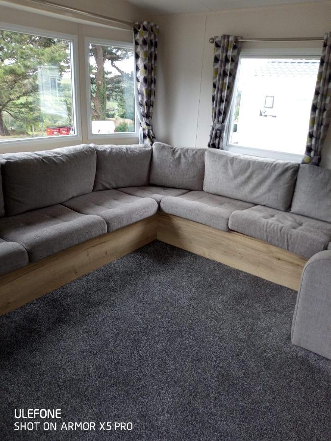Exclusive 3 Bedroom Caravan, Sleeps 8 People At Parkdean Newquay Holiday Park, Cornwall, Uk Zewnętrze zdjęcie