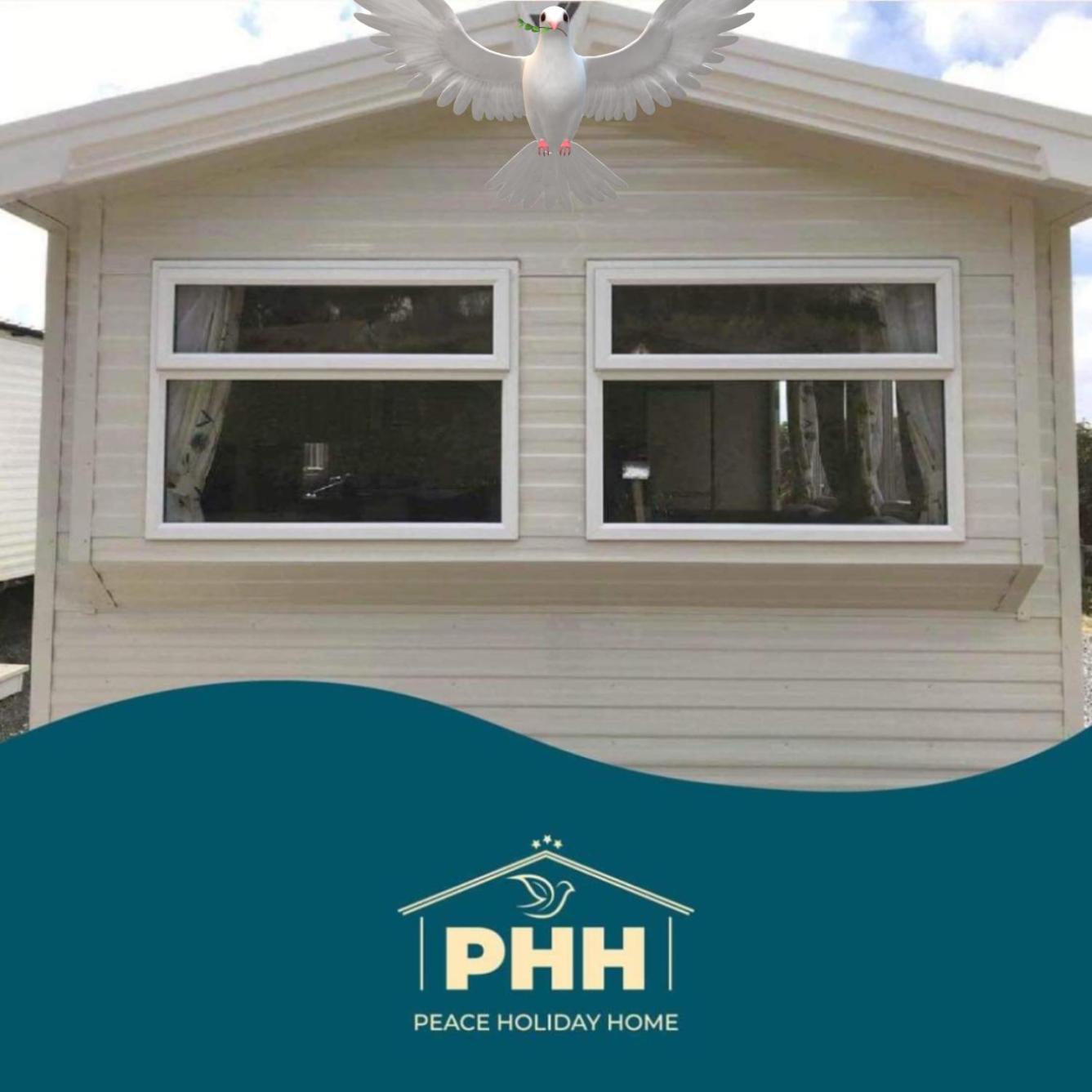 Exclusive 3 Bedroom Caravan, Sleeps 8 People At Parkdean Newquay Holiday Park, Cornwall, Uk Zewnętrze zdjęcie
