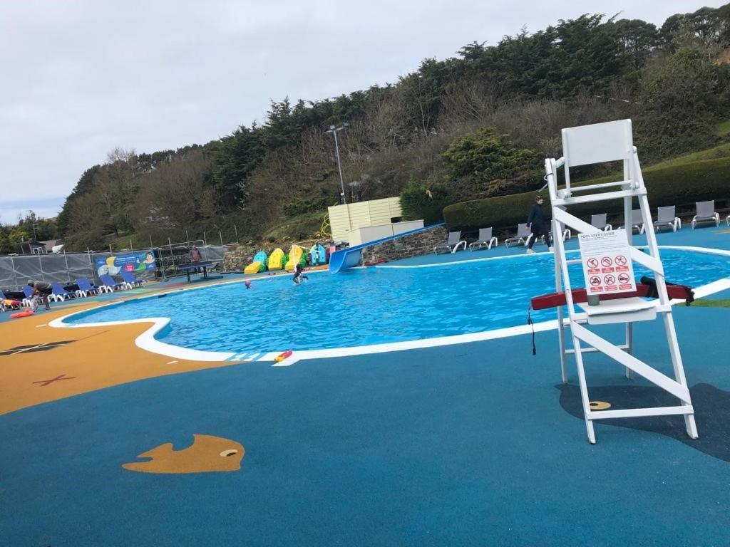 Exclusive 3 Bedroom Caravan, Sleeps 8 People At Parkdean Newquay Holiday Park, Cornwall, Uk Zewnętrze zdjęcie